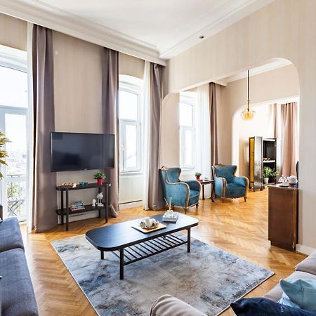 Historical Flat With A Lovely Sea View In Beyoglu Stambuł Zewnętrze zdjęcie