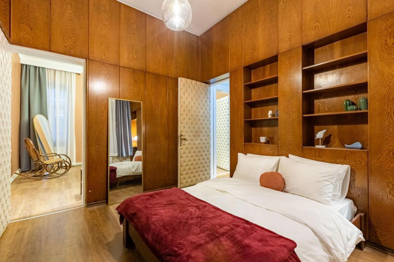 Historical Flat With A Lovely Sea View In Beyoglu Stambuł Zewnętrze zdjęcie