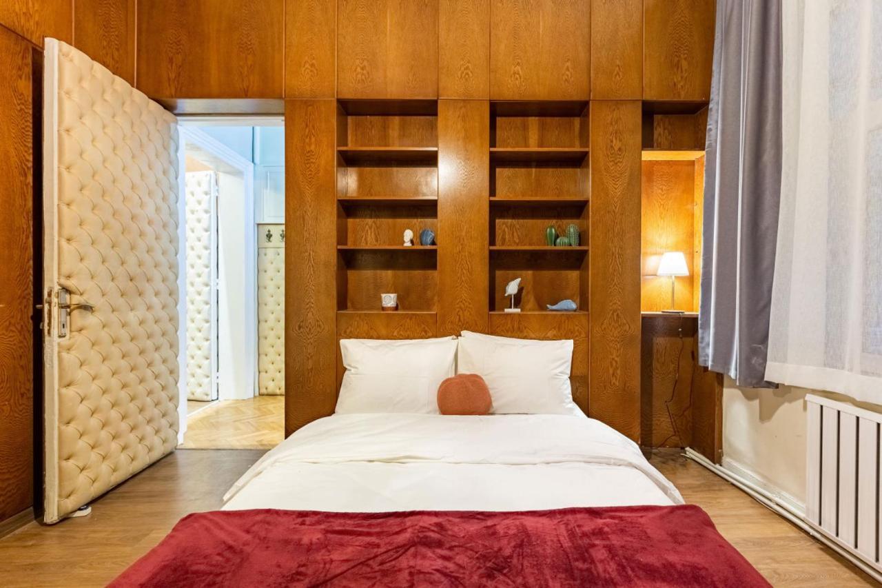 Historical Flat With A Lovely Sea View In Beyoglu Stambuł Zewnętrze zdjęcie