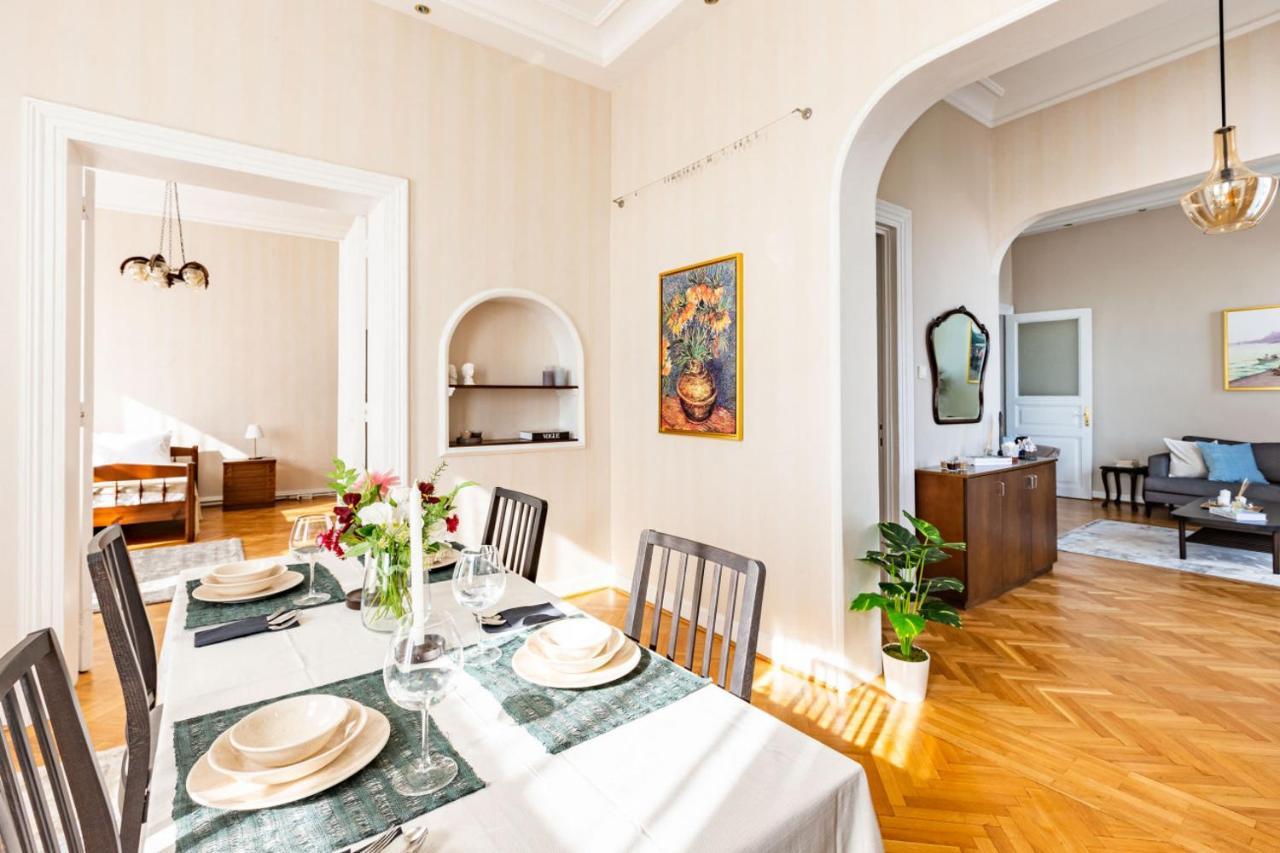 Historical Flat With A Lovely Sea View In Beyoglu Stambuł Zewnętrze zdjęcie